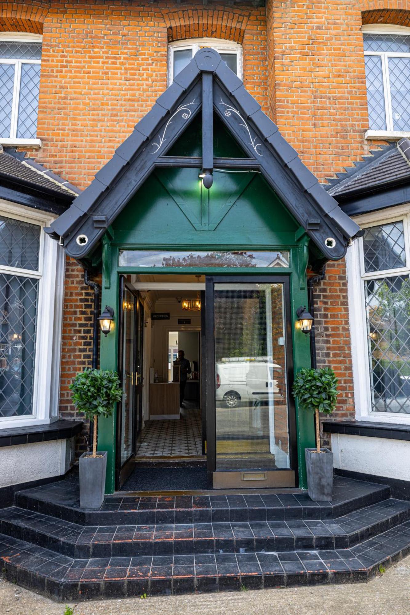 Woodford Hotel Londra Exterior foto